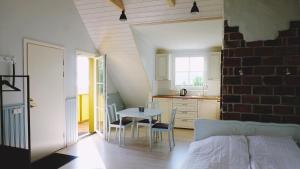 Kuchyň nebo kuchyňský kout v ubytování Õhtu Apartments