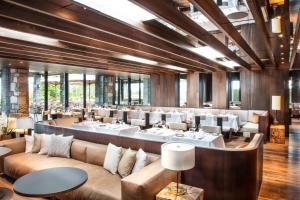 Posezení v ubytování Jiva Hill Resort - Genève