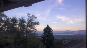 Nespecifikovaný výhled na hory nebo výhled na hory při pohledu z bed and breakfast