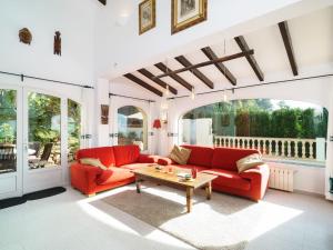 Χώρος καθιστικού στο Villa Bellevue by Interhome
