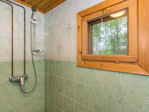 Koupelna v ubytování Holiday Home Ikonen by Interhome