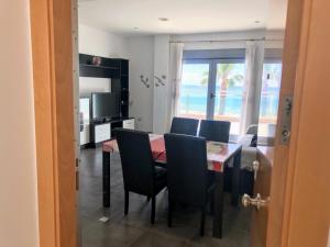 A kitchen or kitchenette at APARTAMENTO JMHR 5