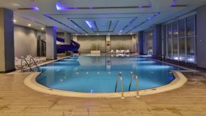 Sivas Termal Hotel Spa & Hotel 내부 또는 인근 수영장