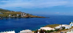 Фотография из галереи Fantastic View Studios Kythnos в городе Китнос