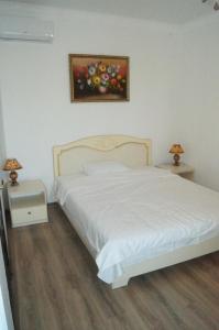 Posteľ alebo postele v izbe v ubytovaní Appartments near 7 km 5001155