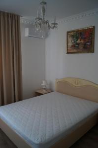 Posteľ alebo postele v izbe v ubytovaní Appartments near 7 km 5001155