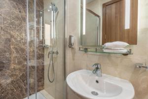 Phòng tắm tại Dun Gorg Guest House