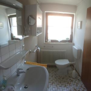 Kúpeľňa v ubytovaní Ferienwohnung Thoma