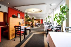 Restoran või mõni muu söögikoht majutusasutuses Hotel Steiger