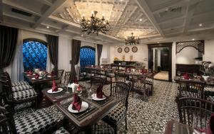 Restaurace v ubytování Canary Hotel