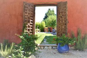 Photo de la galerie de l'établissement Lavand'Ange et SPA, à Sarrians 124 autres photos