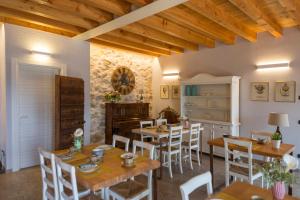 Część wypoczynkowa w obiekcie Agriturismo Casarai