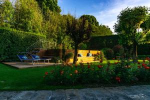 Vonkajšia záhrada v ubytovaní Villa Le Facezie B&B