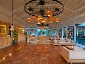 Bazén v ubytování Meliá Punta Cana Beach Wellness Inclusive - Adults only nebo v jeho okolí