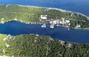 Afbeelding uit fotogalerij van Big Tub Resort & Marina in Tobermory