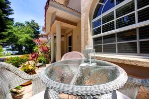 Μπαλκόνι ή βεράντα στο Beautiful property on Siesta Key