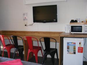 Kuchyň nebo kuchyňský kout v ubytování Motel Lodge