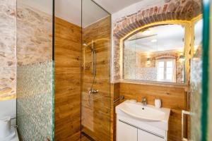 Kúpeľňa v ubytovaní Idassa Palace rooms