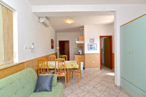 Kuchyň nebo kuchyňský kout v ubytování Pool Apartments 624