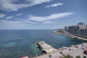 Afbeelding uit fotogalerij van Sliema Chalet Hotel in Sliema