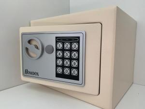 a white microwave oven with a control panel at B&B Naracheddu Elite in Santa Teresa Gallura