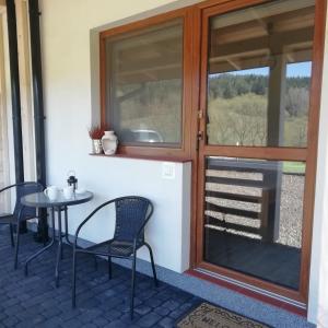 Balkon lub taras w obiekcie Święty Spokój Bieszczady 782-047-324