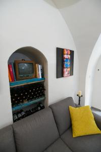 Гостиная зона в La Guta Studio Suite Jerusalem
