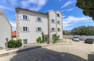 Gallery image of Downtown Private Rooms Mandić in Supetar