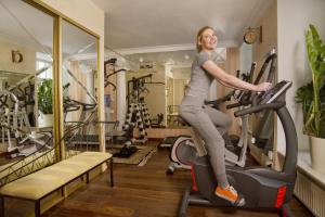Academia e/ou comodidades em Imperial Hotel & Restaurant