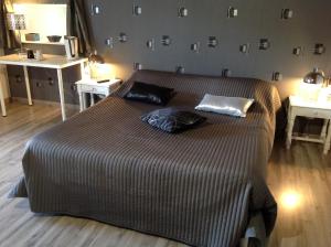 Ένα ή περισσότερα κρεβάτια σε δωμάτιο στο La freycenette