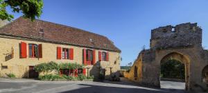 Gallery image of 1 logis à Domme - Piscine & SPA in Domme