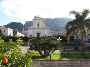 Nespecifikovaný výhled na hory nebo výhled na hory při pohledu z bed and breakfast
