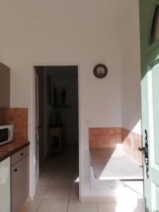 Kuchyň nebo kuchyňský kout v ubytování Au Sabluline chambres d'hôtes gîtes