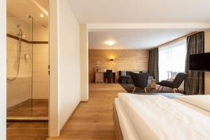Postel nebo postele na pokoji v ubytování Hotel Dirsch Wellness & Spa Resort