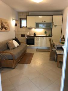 Imagen de la galería de Apartman Dvor, en Makarska 22 fotos más