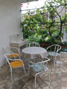 Imagen de la galería de Apartman Dvor, en Makarska