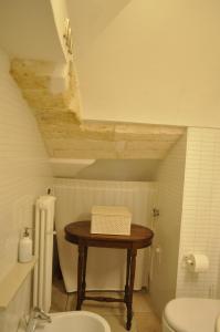 A bathroom at Latorreangioina