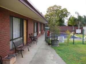 Κήπος έξω από το Murray River Motel
