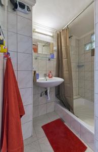 Kúpeľňa v ubytovaní LEM Suburban Apartment