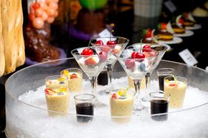 Makanan di atau berdekatan hotel