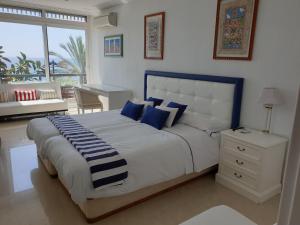 Postel nebo postele na pokoji v ubytování Sea Dreams House