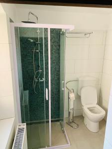 Ένα μπάνιο στο Casa Teutsch