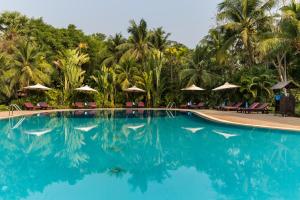 Bazén v ubytování Angkor Century Resort & Spa nebo v jeho okolí