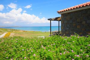 Φωτογραφία από το άλμπουμ του Fanaraki Beach Studios στη Μύρινα