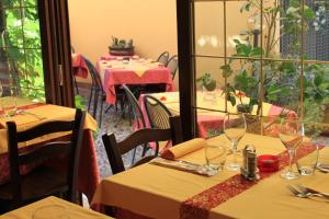 Restoran või mõni muu söögikoht majutusasutuses Albergo Antica Locanda