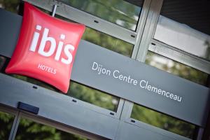 Certifikát, hodnocení, plakát nebo jiný dokument vystavený v ubytování Hotel ibis Dijon Centre Clemenceau