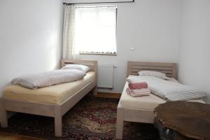 Katil atau katil-katil dalam bilik di Ubytování na statku