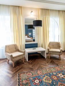 Hotel Gradska Cetinje的休息区