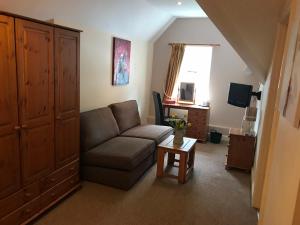 Gambar di galeri bagi The Newbridge Hotel di Newbridge