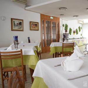 Restaurace v ubytování Hotel Admiral